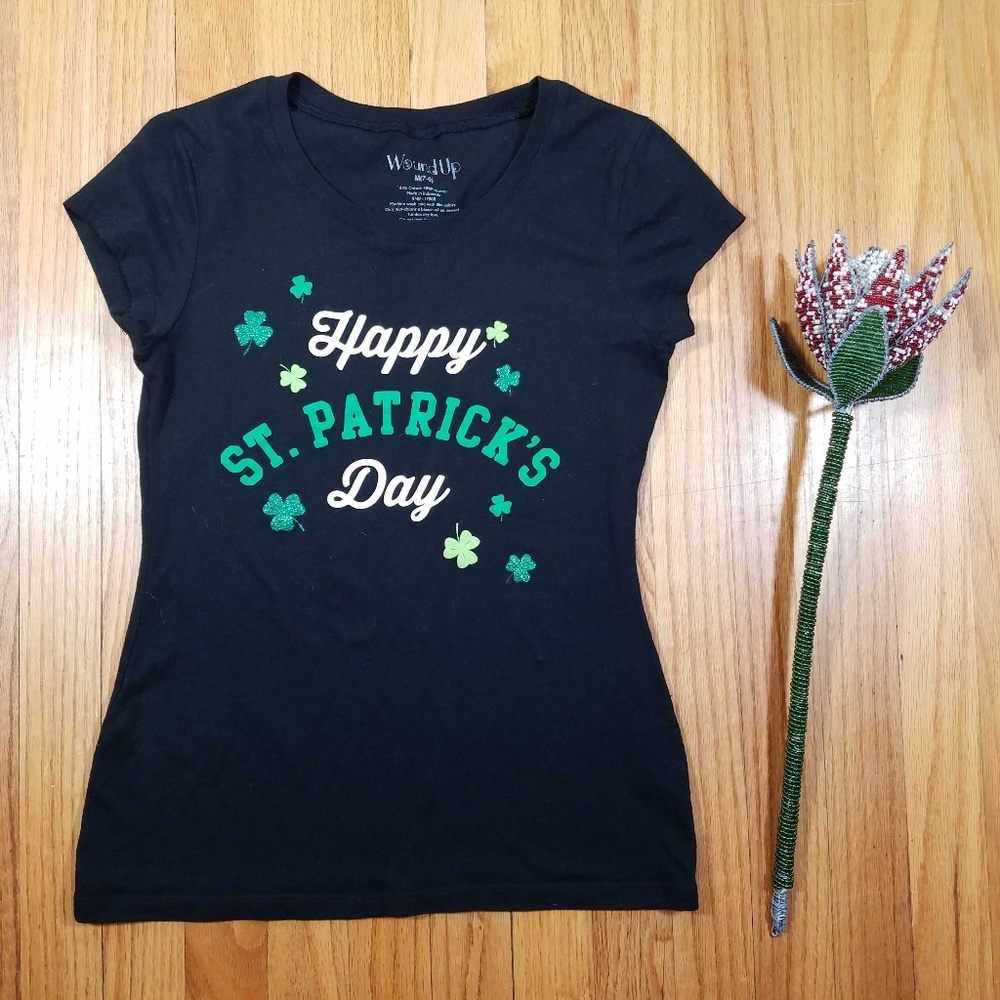 St. Patricks day black shirt Sz. M